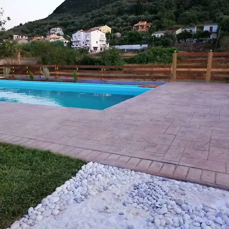 Case de vacanță Villaconstantin Vátos